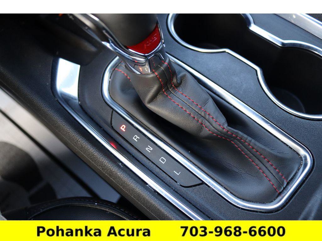 Used 2023 Chevrolet Traverse RS image 12