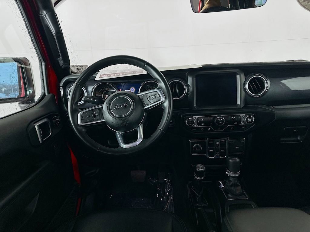 Certified 2022 Jeep Wrangler Unlimited Sahara image 34