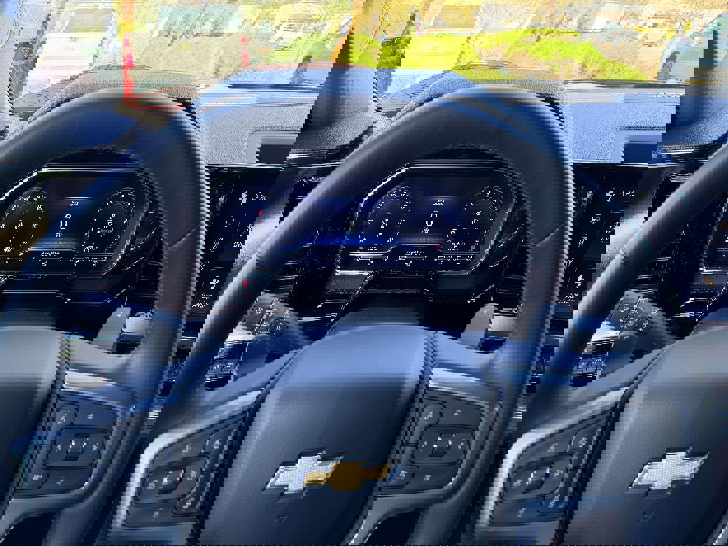 Used 2023 Chevrolet Silverado 1500 LTZ w/ LTZ Premium Package image 17