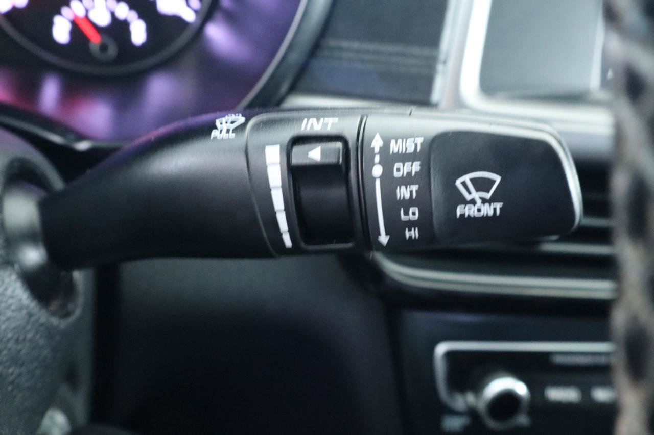 Used 2018 Kia Optima S FWD image 25