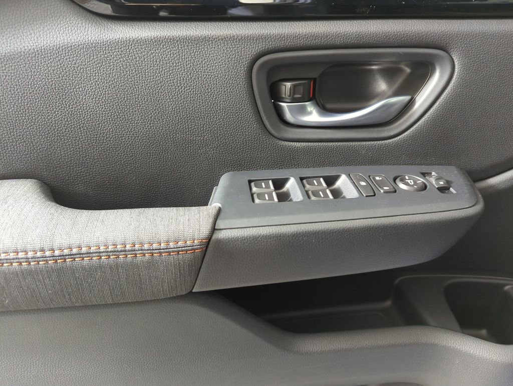 New 2026 Honda Pilot Sport image 13