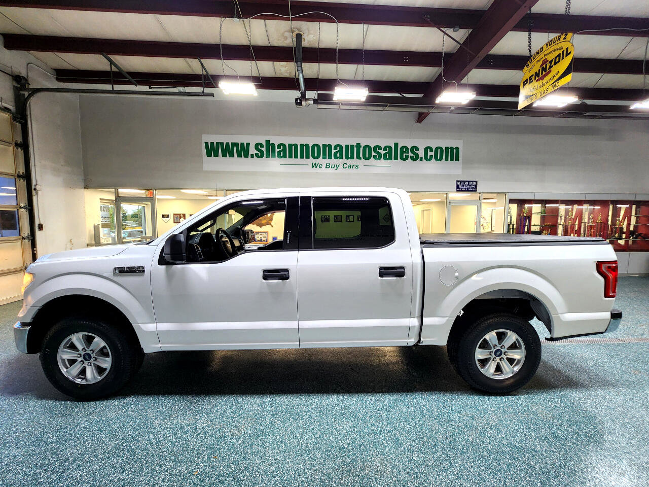 Used 2016 Ford F150 XLT image 11