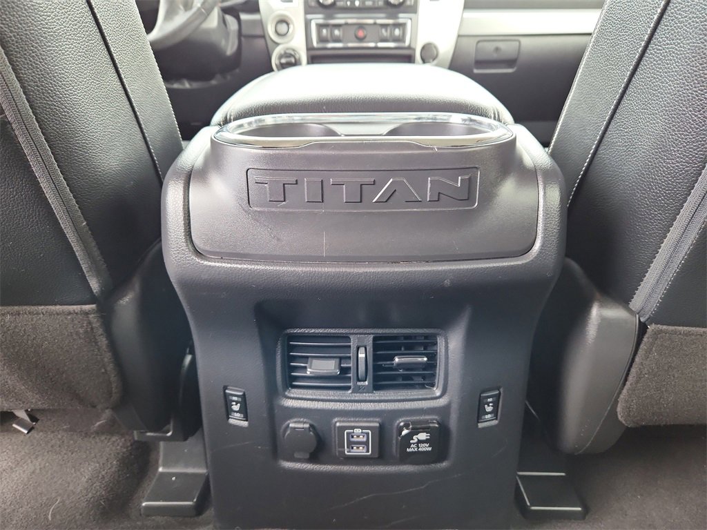 Used 2019 Nissan Titan PRO-4X w/ Pro-4x Convenience Package image 13