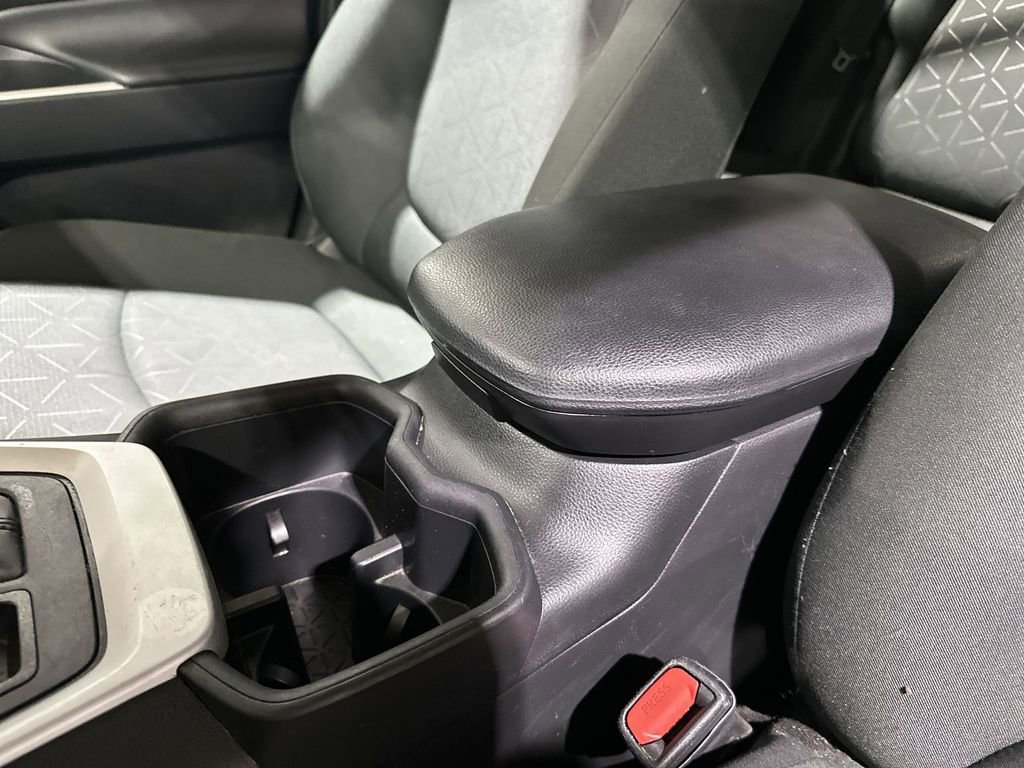 Used 2024 Toyota RAV4 XLE image 21