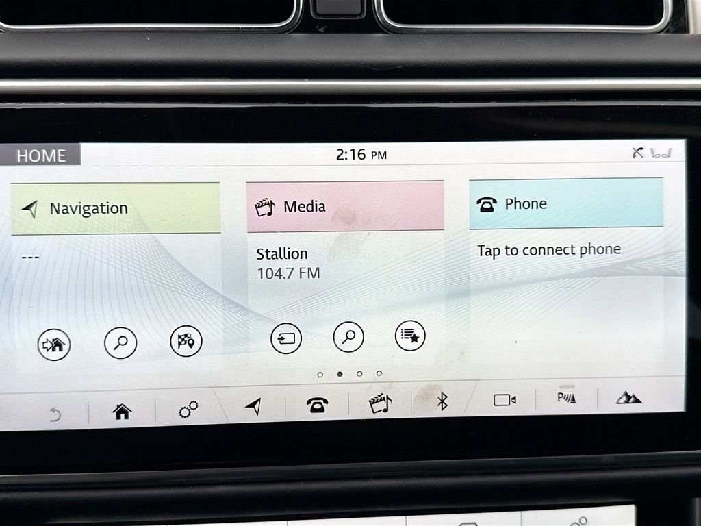 Used 2022 Land Rover Range Rover Westminster Edition image 16