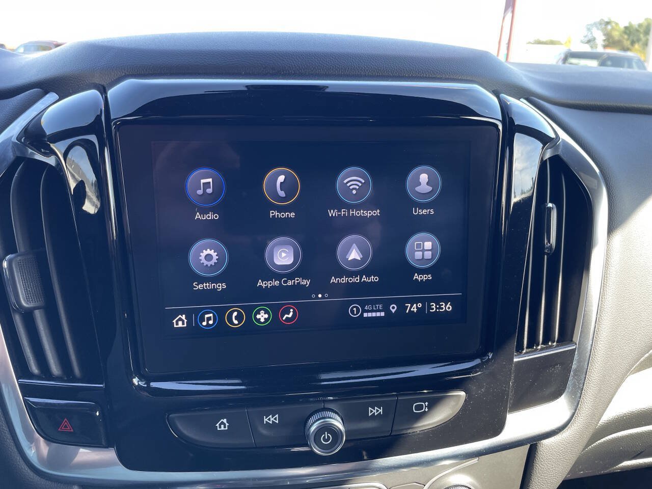 Used 2023 Chevrolet Traverse LT FWD image 22