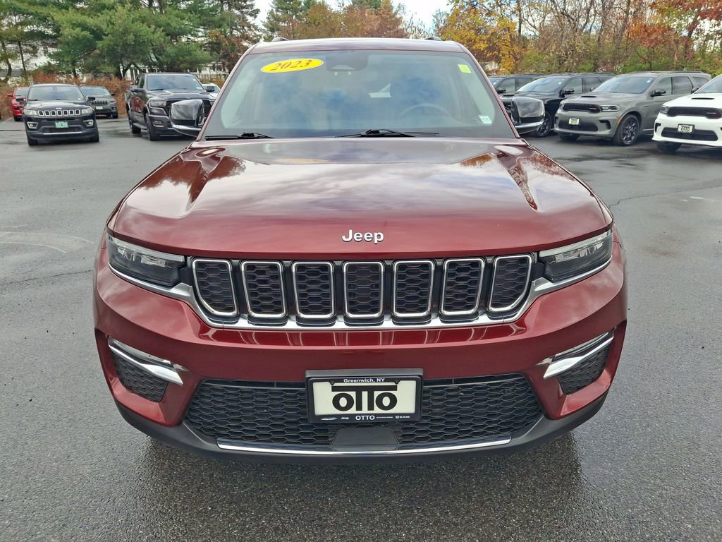 Used 2023 Jeep Grand Cherokee Limited image 2