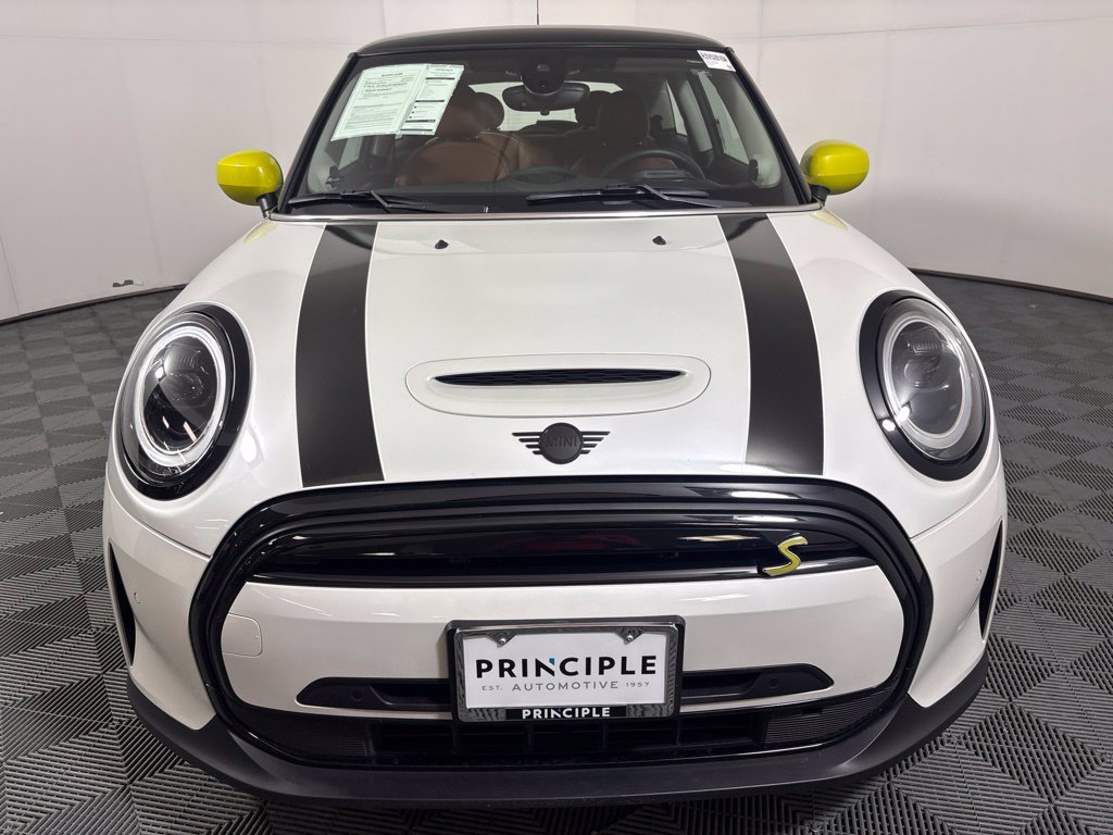 Certified 2024 MINI Cooper SE FWD image 3