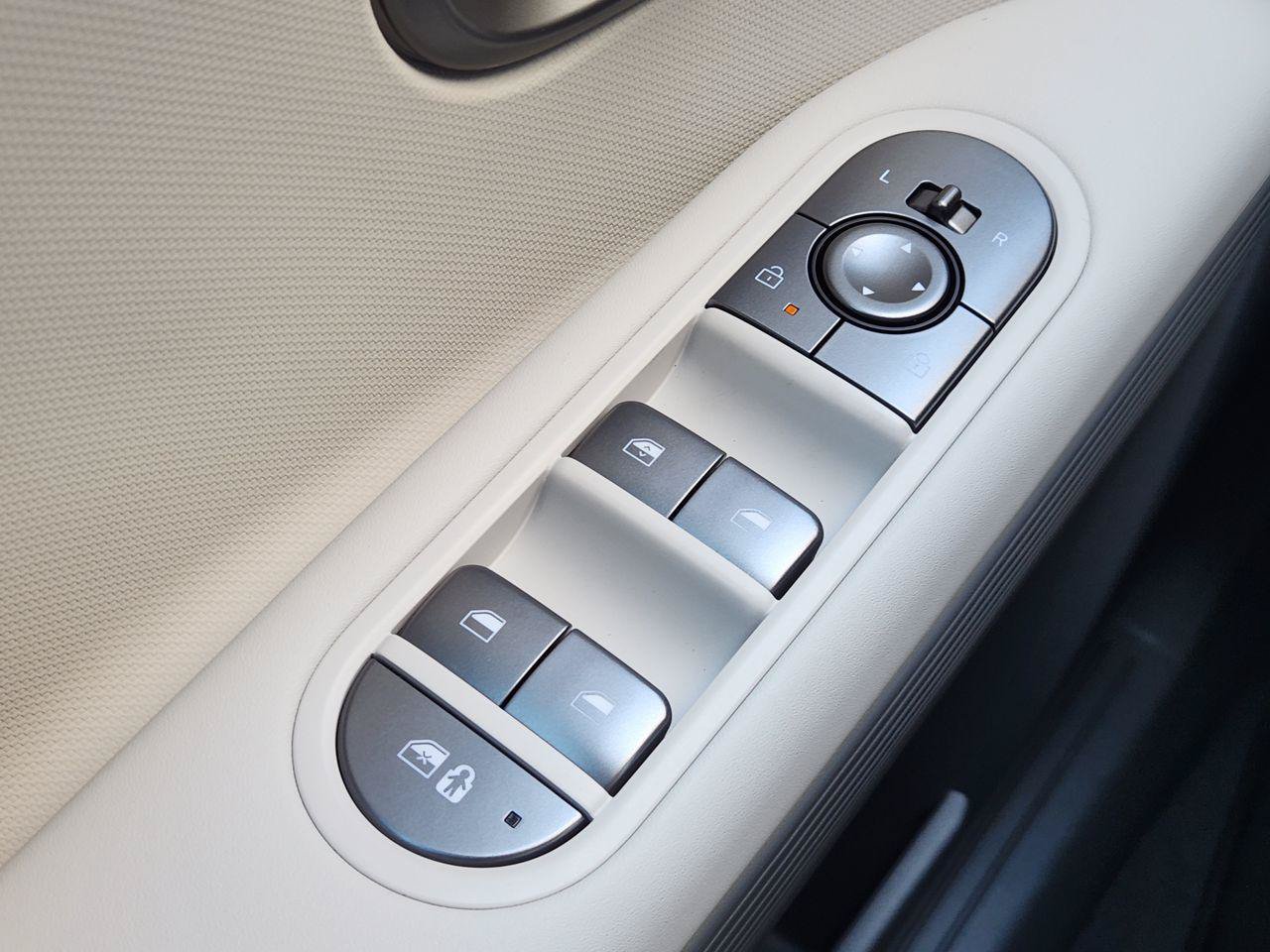 New 2027 Hyundai Ioniq 5 SE RWD image 21