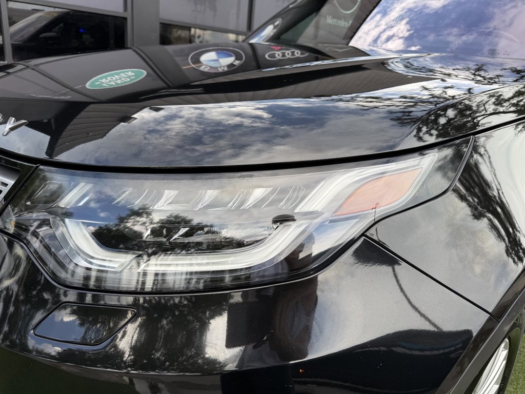 Used 2017 Land Rover Discovery HSE Luxury AWD/4WD image 10