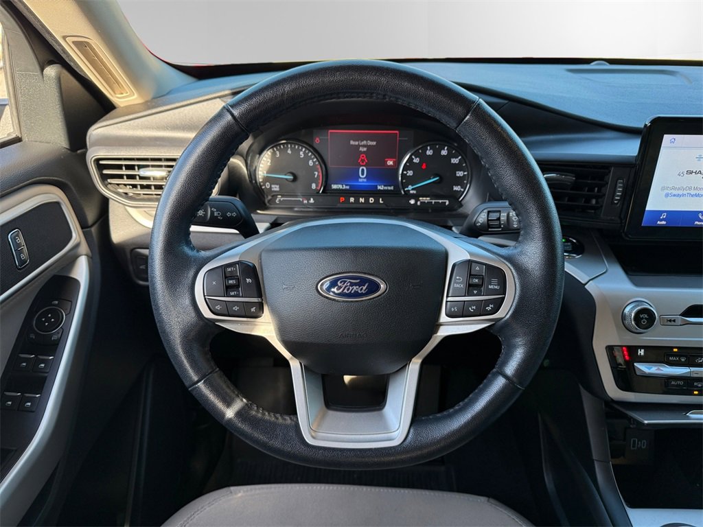 Certified 2021 Ford Explorer XLT image 12