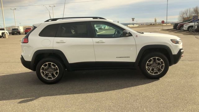Used 2022 Jeep Cherokee Trailhawk w/ Premium Leather Package image 9