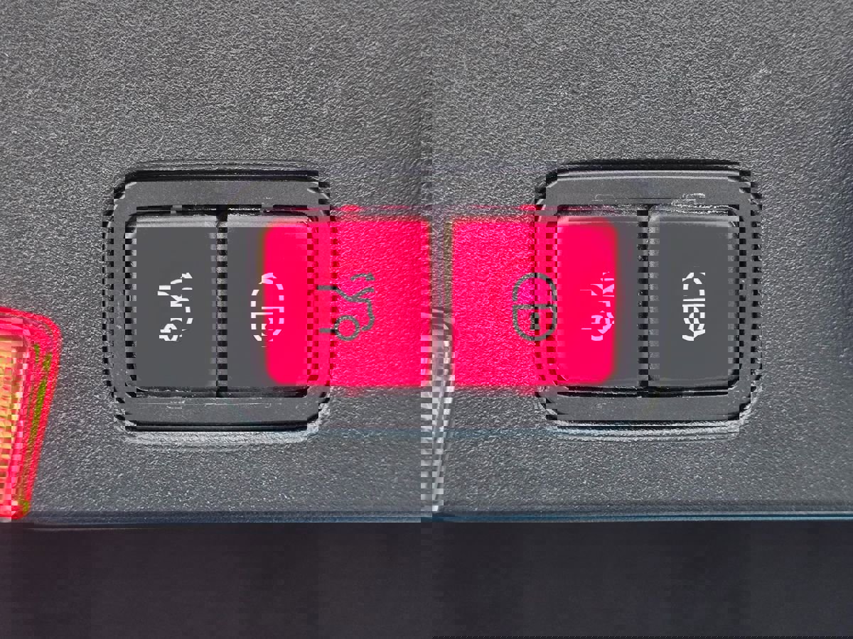 Used 2020 Mercedes-Benz SL 450 w/ Premium Package image 48