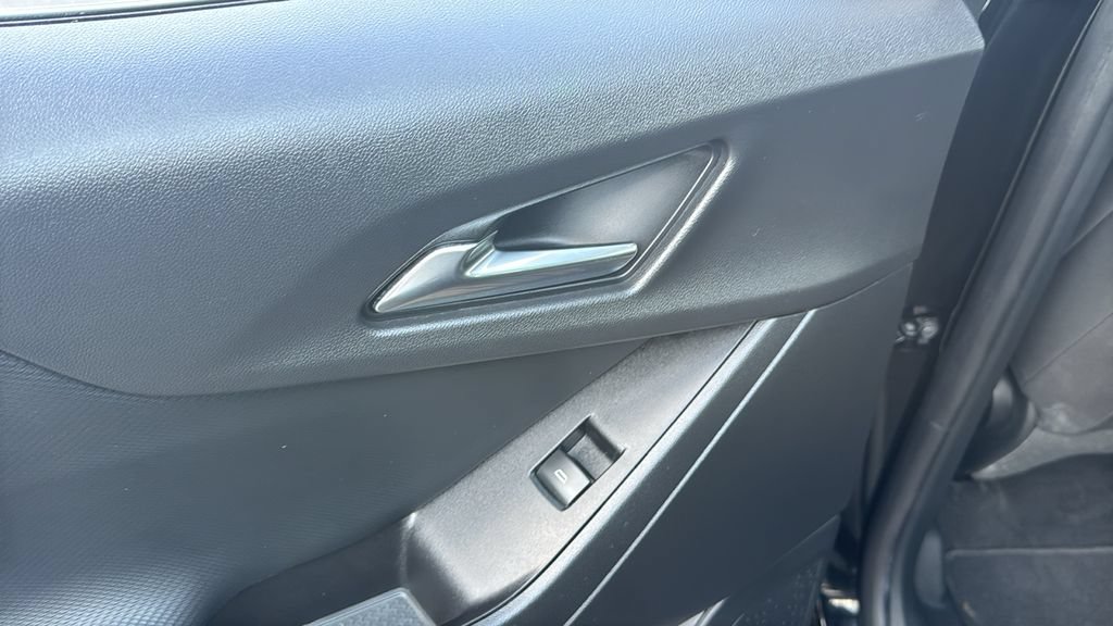 Used 2026 Chevrolet Equinox LT FWD image 26