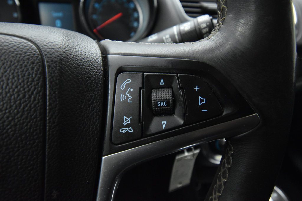 Used 2014 Buick Encore FWD image 29