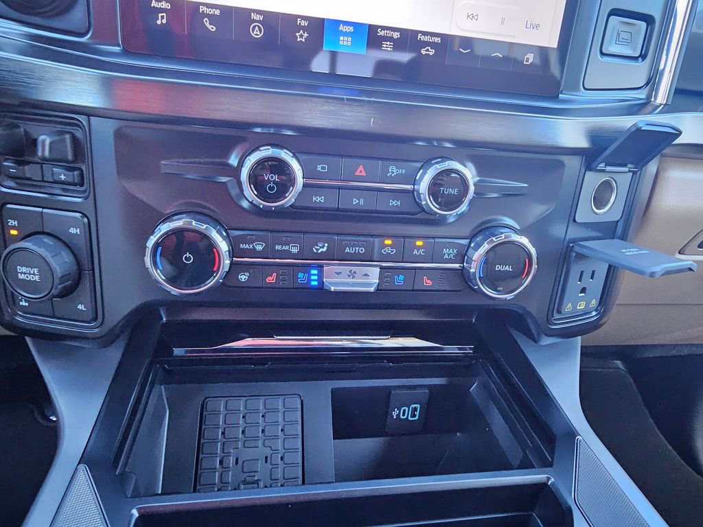 New 2026 Ford F250 Lariat w/ Lariat Premium Package image 38