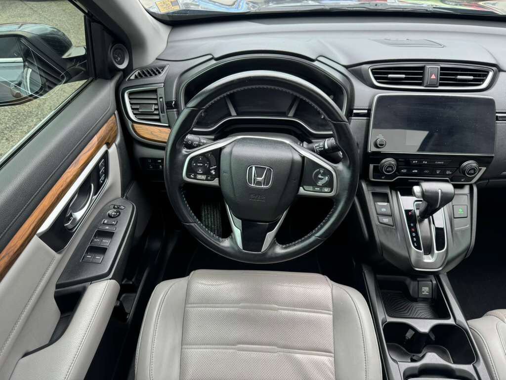 Used 2018 Honda CR-V Touring image 7