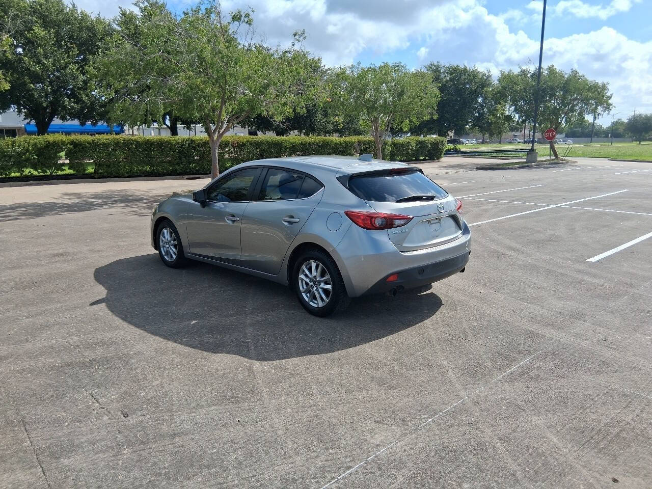 Used 2014 MAZDA MAZDA3 i Grand Touring FWD image 4
