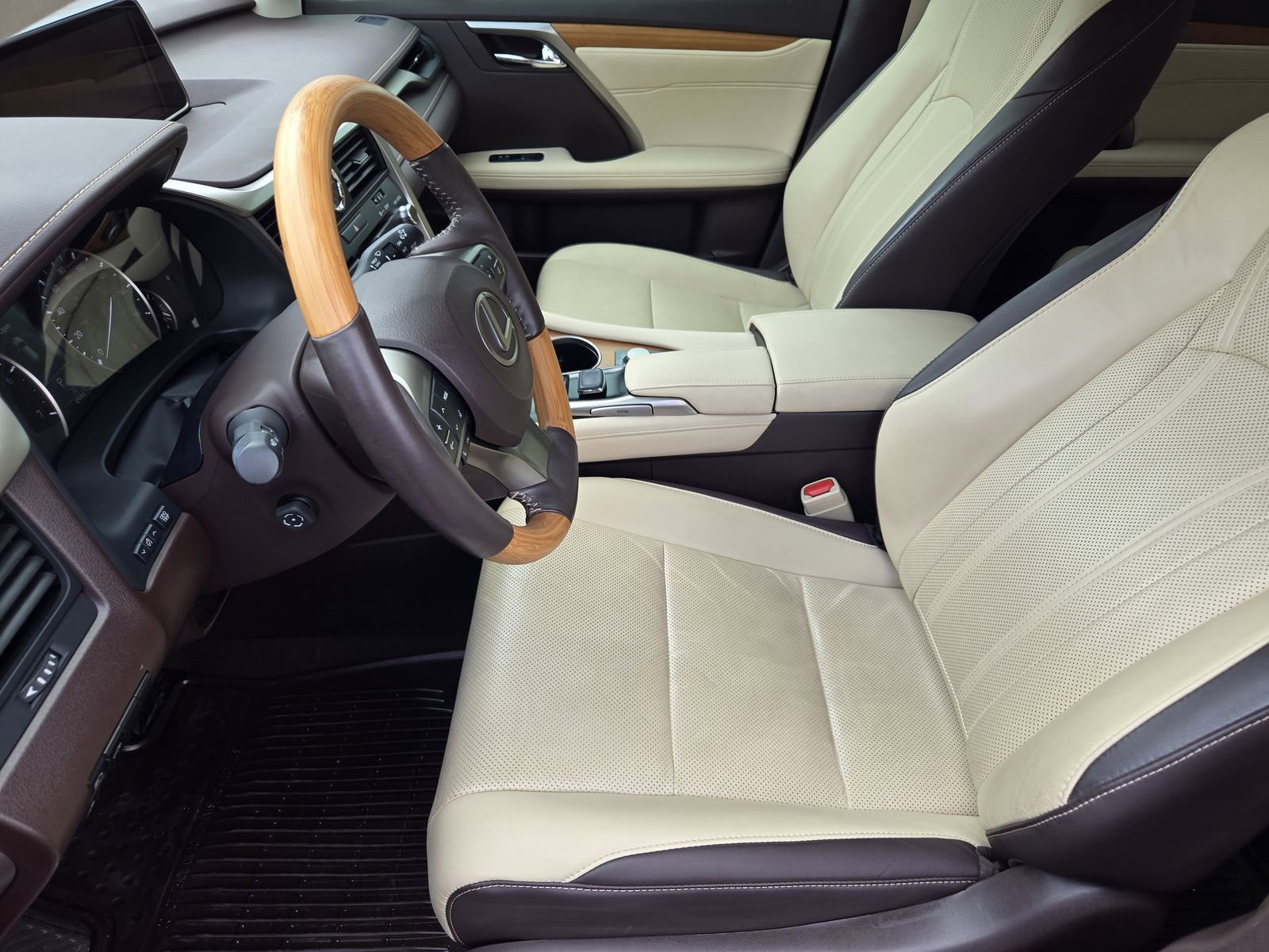 Used 2017 Lexus RX 350 FWD w/ Premium Package image 12