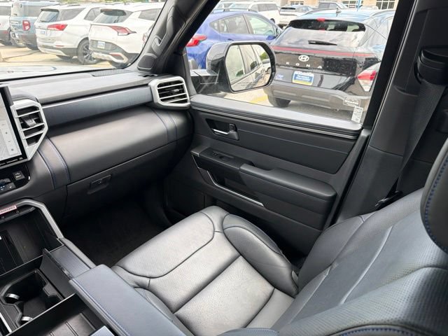 Used 2024 Toyota Sequoia Platinum AWD/4WD image 23