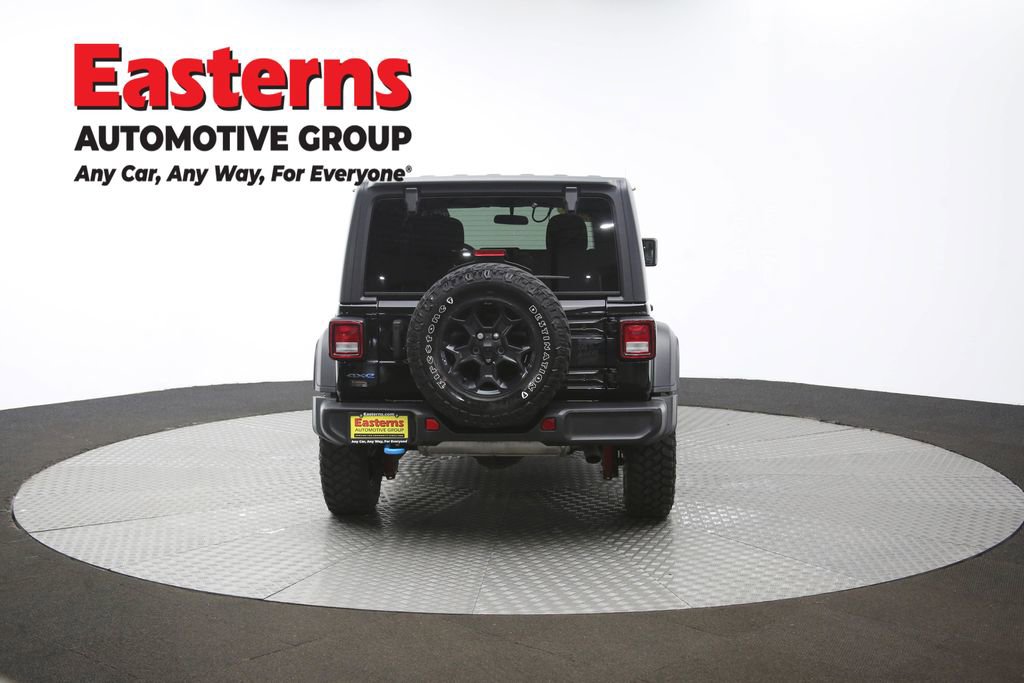 Used 2023 Jeep Wrangler Unlimited w/ Dual Top Group image 39