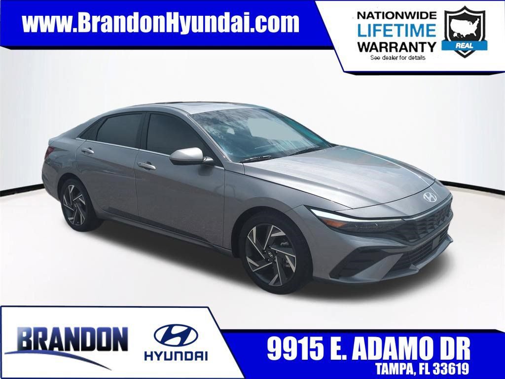 Used 2024 Hyundai Elantra SEL w/ Convenience Package