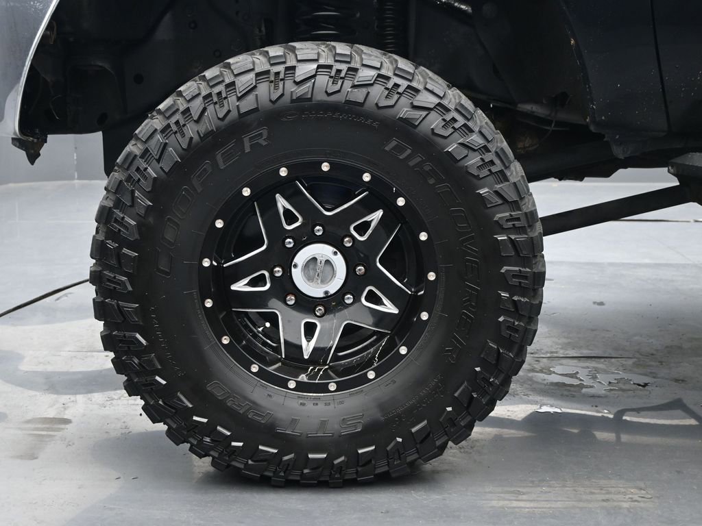 Used 2016 Ford F250 XLT w/ FX4 Off-Road Package image 14