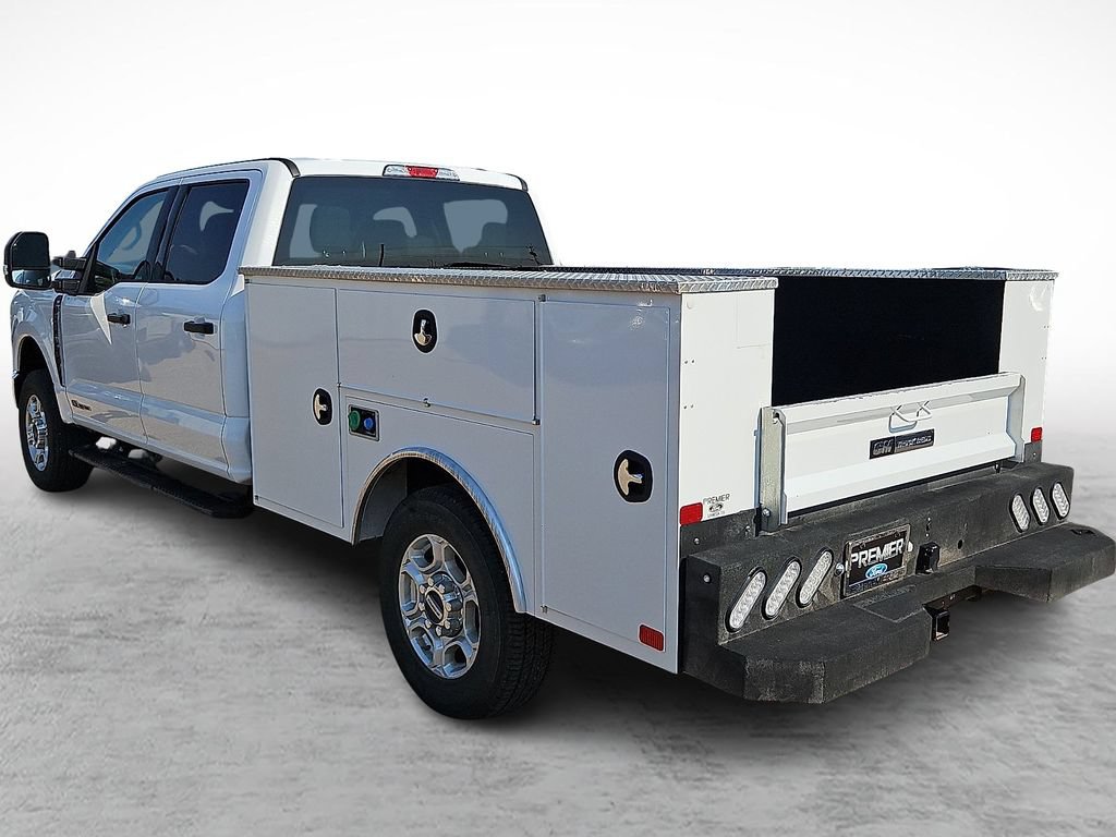 Used 2025 Ford F250 XLT w/ F-250 >10K GVWR Package AWD/4WD image 7