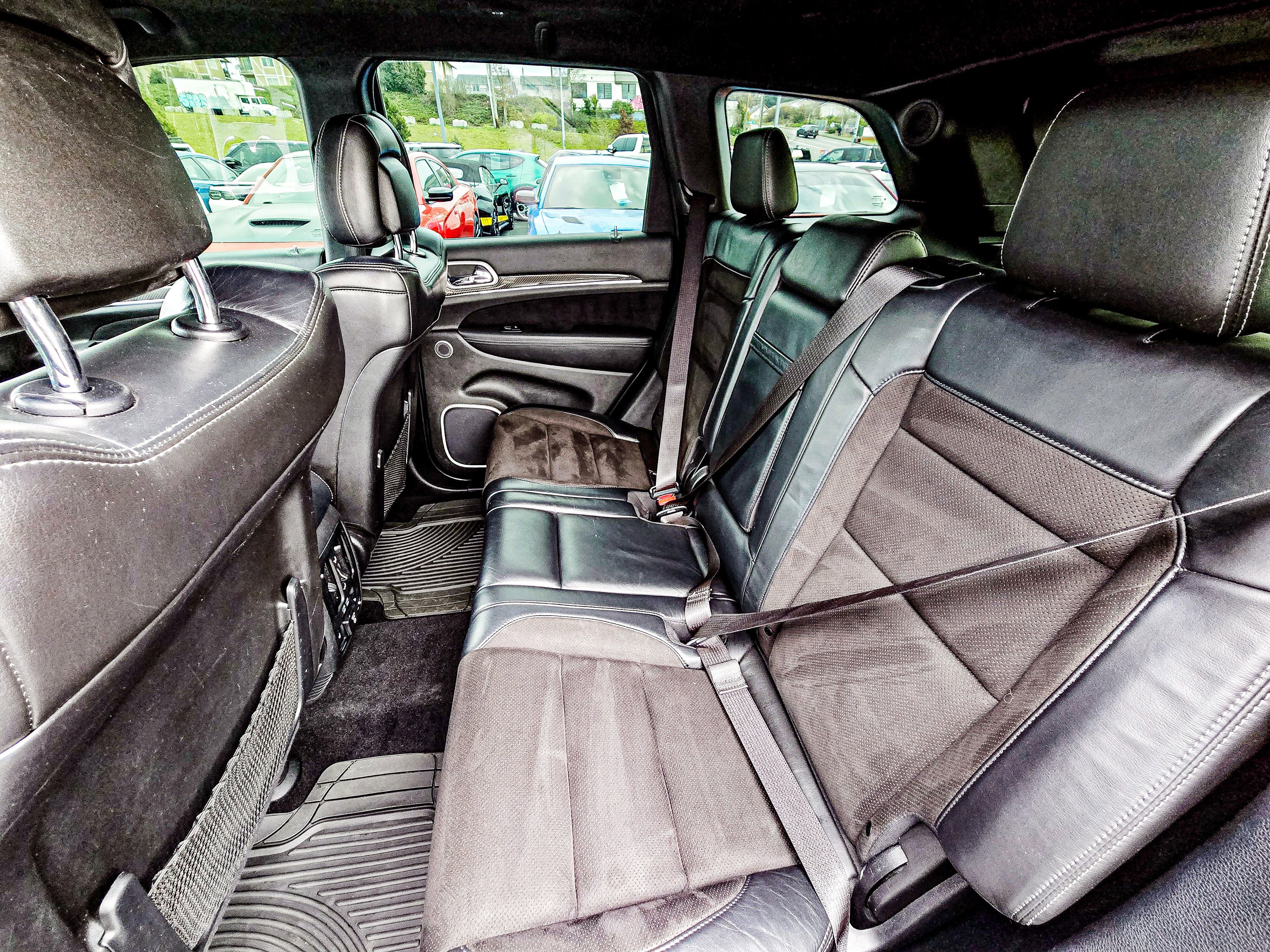 Used 2020 Jeep Grand Cherokee SRT image 12