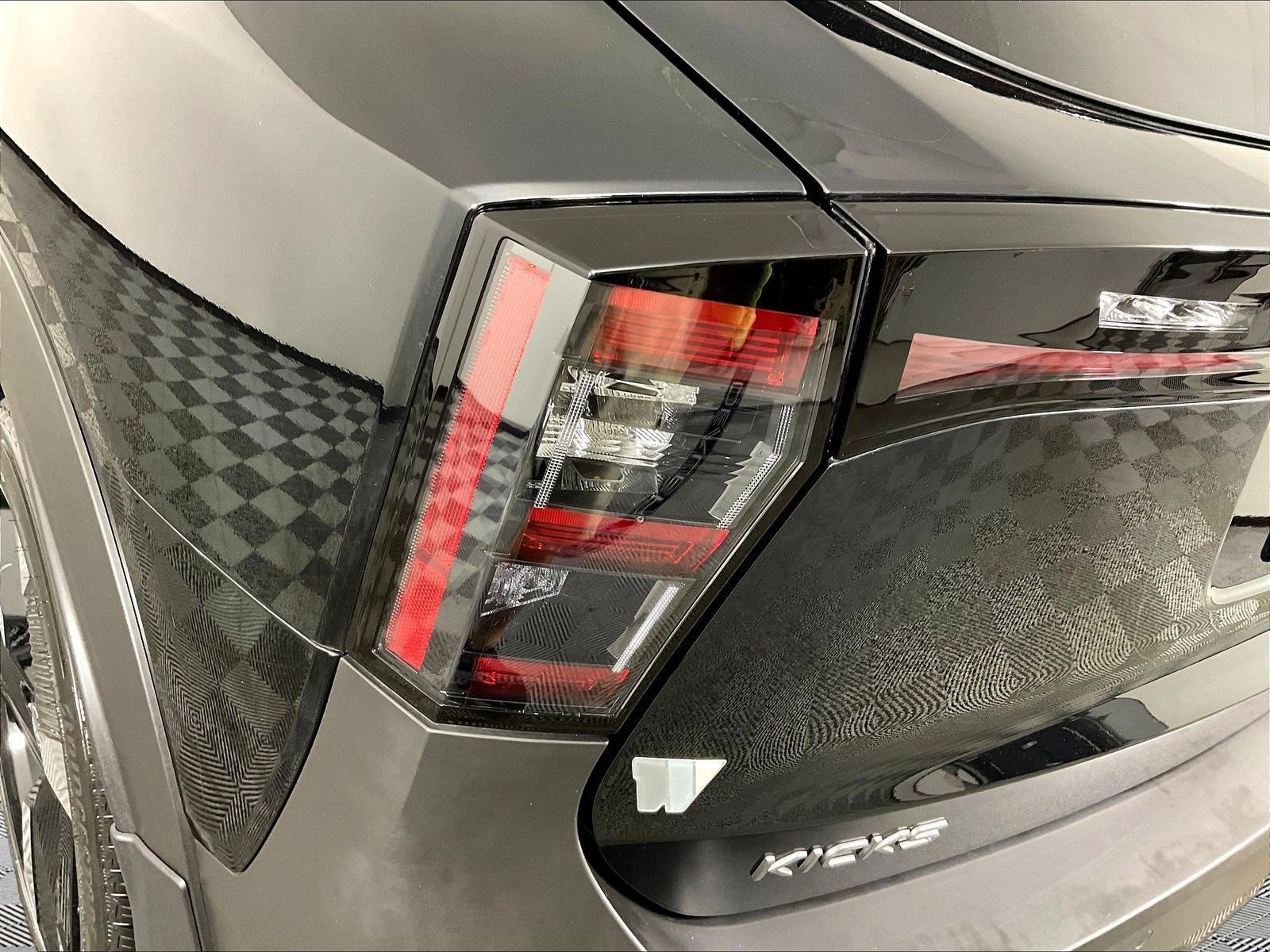 Certified 2026 Nissan Kicks SR w/ Cold Weather Package AWD/4WD image 23