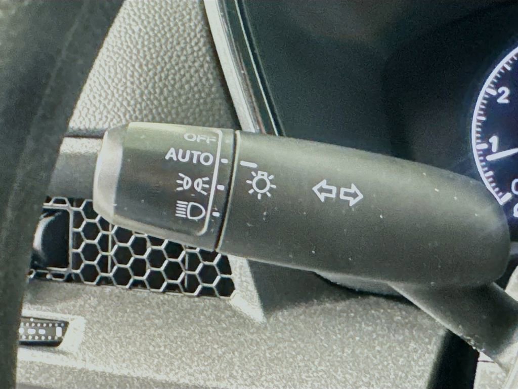 Certified 2023 Honda CR-V EX image 12