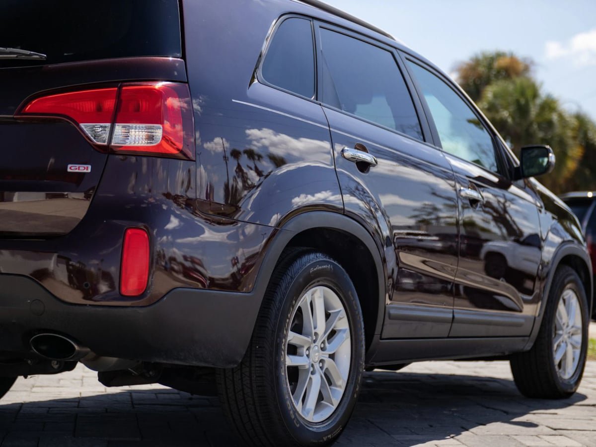 Used 2014 Kia Sorento LX FWD image 14