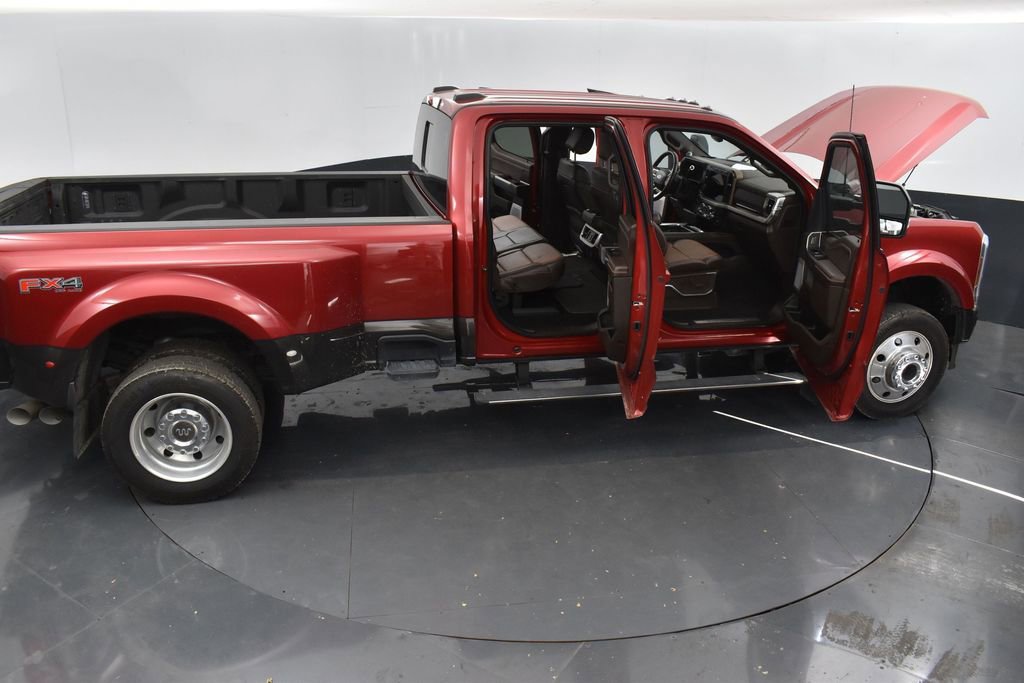 Used 2024 Ford F450 King Ranch w/ FX4 Off-Road Package image 19