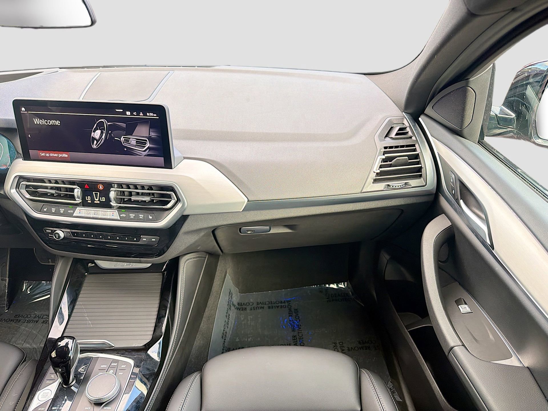 Certified 2025 BMW X4 xDrive30i w/ Premium Package image 19