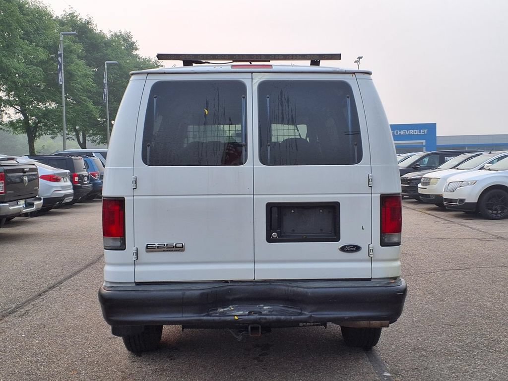 Used 2008 Ford E-250 and Econoline 250 RWD image 5