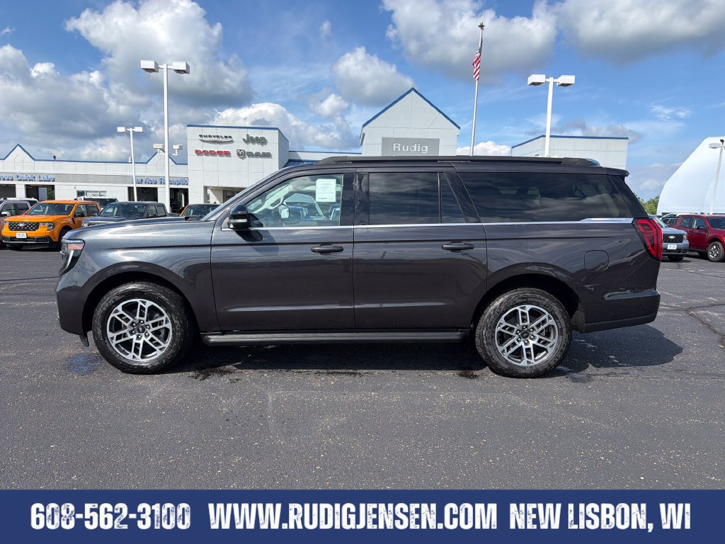 New 2026 Ford Expedition Max Active AWD/4WD image 2