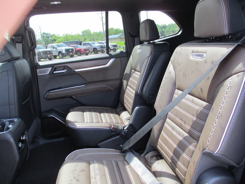New 2026 GMC Acadia Denali Ultimate AWD/4WD image 13