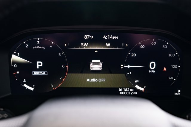 New 2025 Mitsubishi Outlander AWD image 14