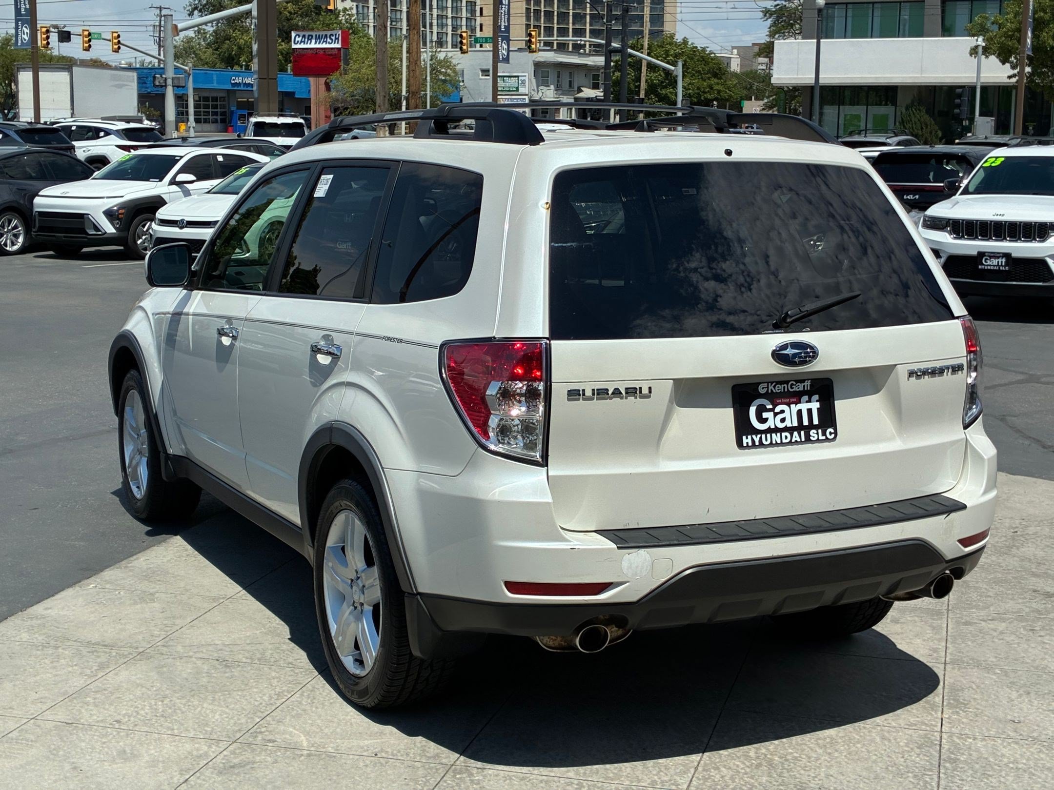 Used 2009 Subaru Forester 2.5X Limited w/ Utility Pkg AWD/4WD image 8