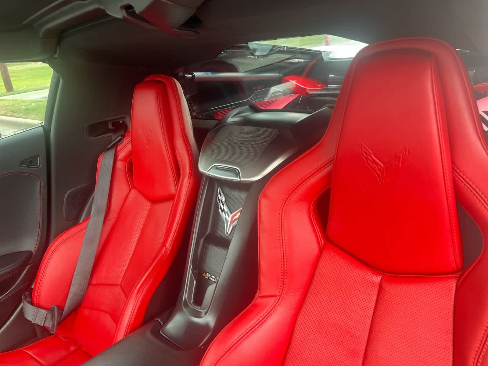 Used 2024 Chevrolet Corvette Stingray Preferred Cpe w/ Z51 Performance Package RWD image 21