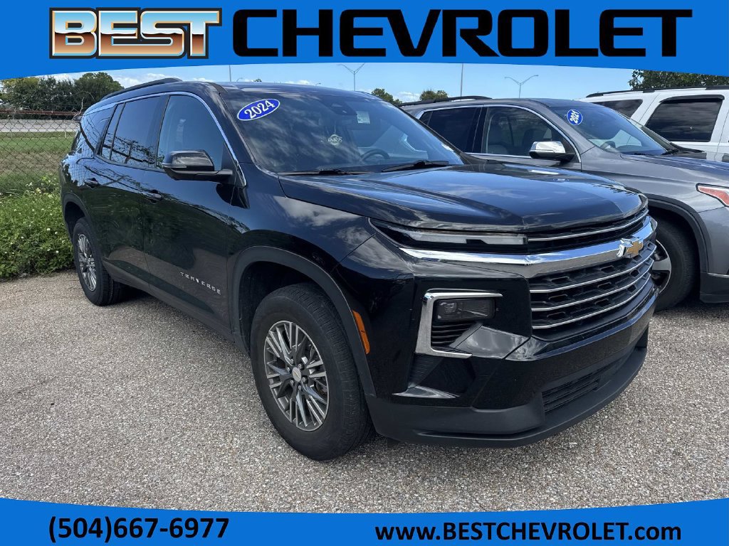 Used 2024 Chevrolet Traverse LT