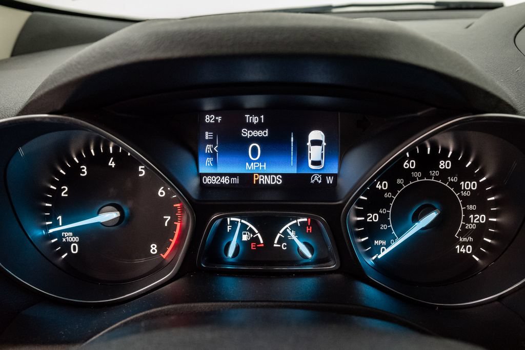 Used 2017 Ford Escape SE FWD image 15