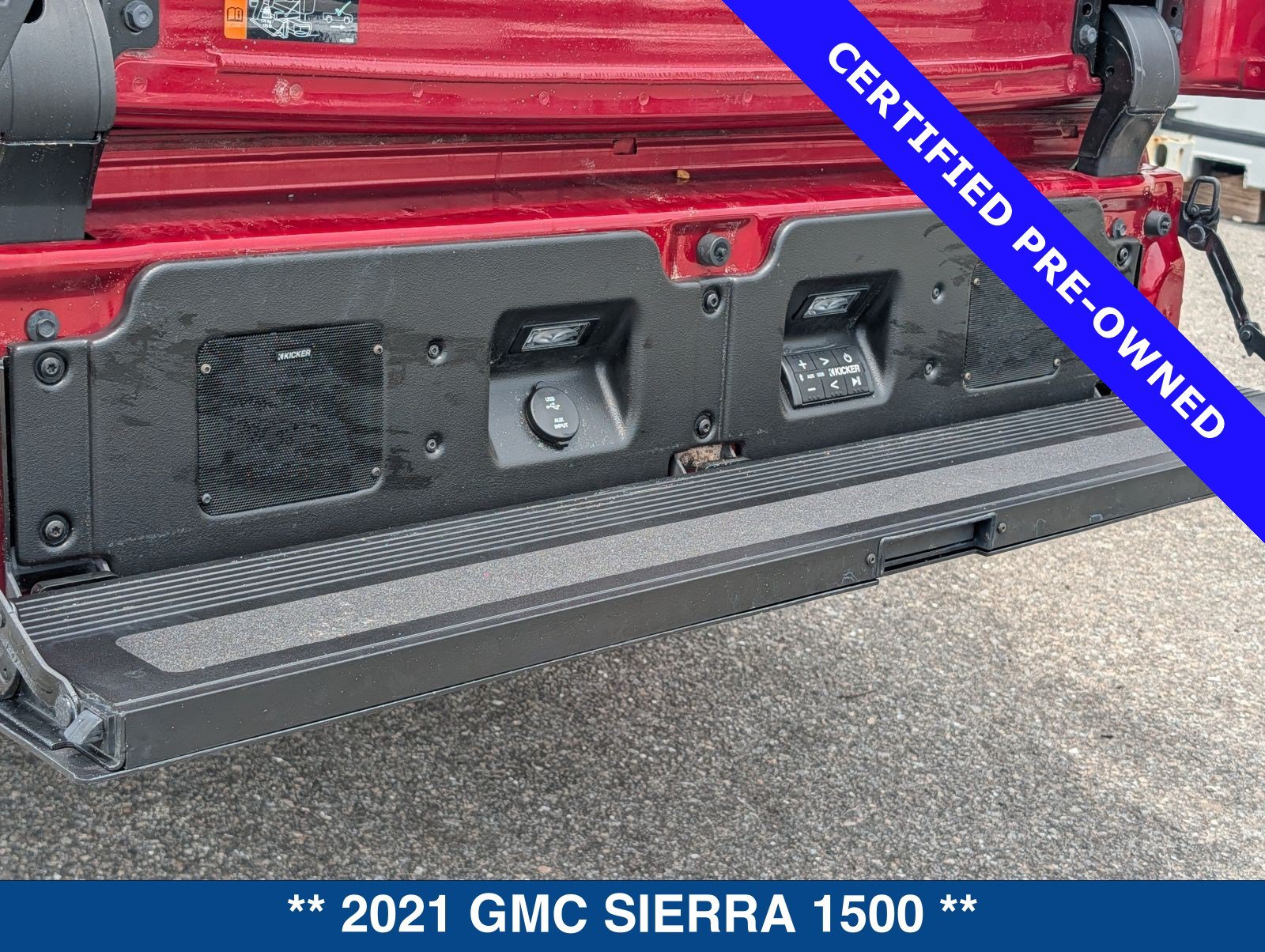 Used 2021 GMC Sierra 1500 Denali w/ Driver Alert Package II AWD/4WD image 15