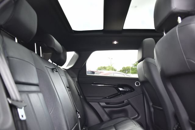 Used 2024 Land Rover Range Rover Evoque S AWD/4WD image 24