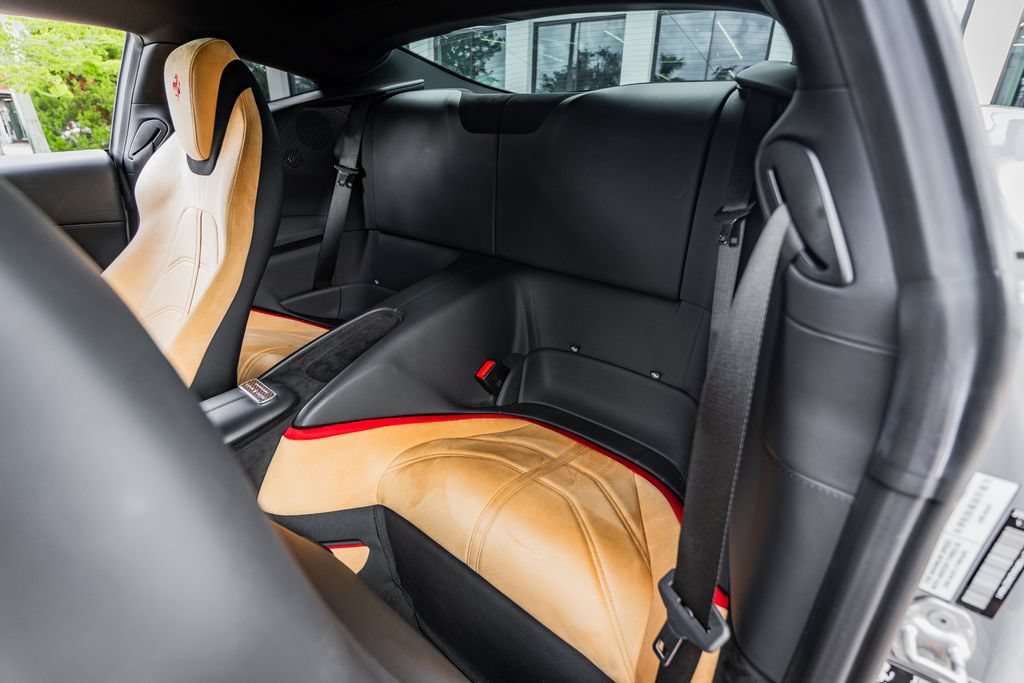 Used 2022 Ferrari Roma RWD image 38