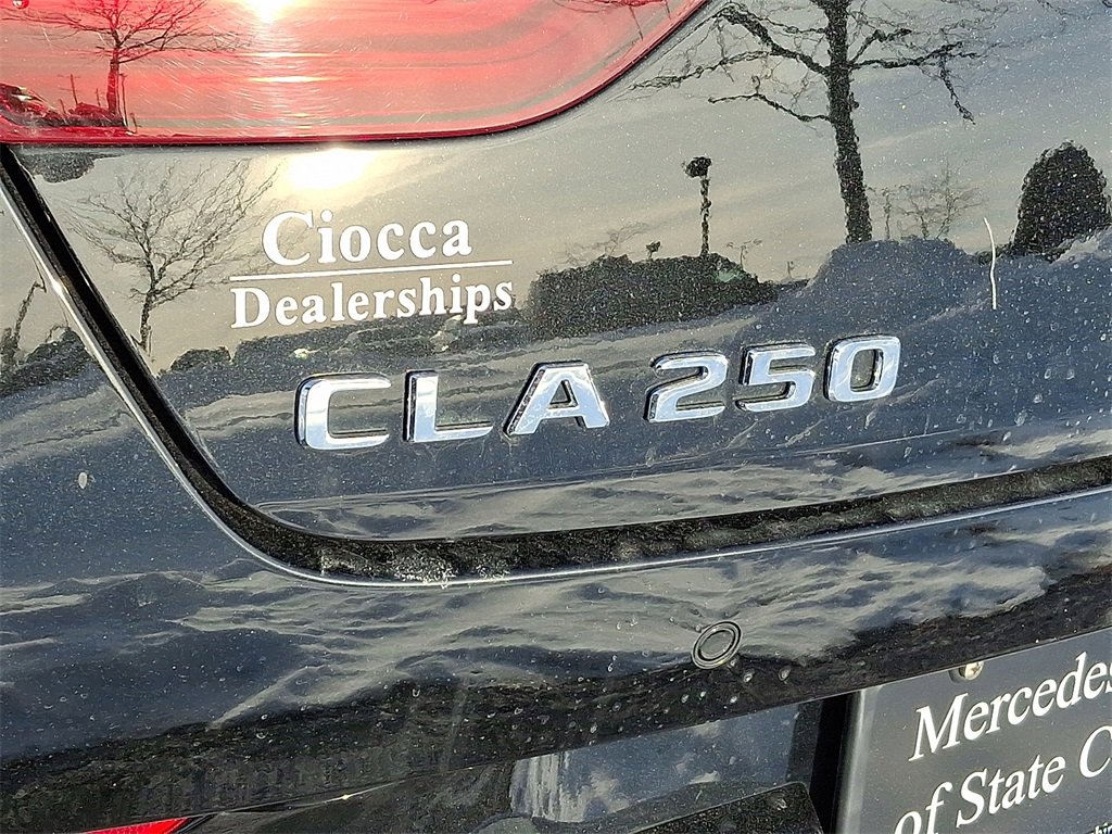 Used 2024 Mercedes-Benz CLA 250 4MATIC image 31