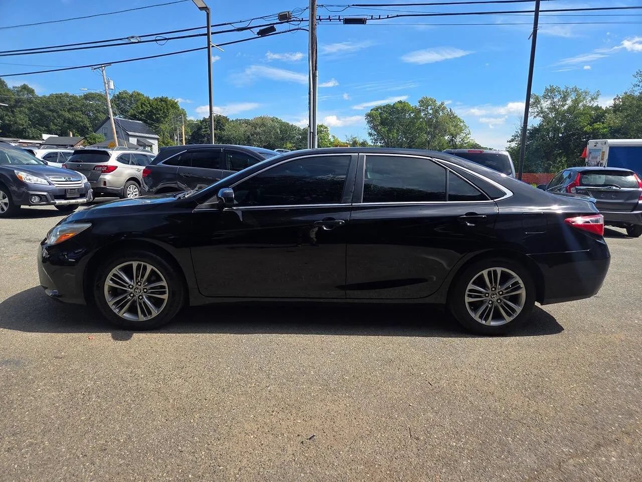 Used 2015 Toyota Camry SE FWD image 20