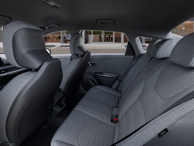 New 2025 Kia K4 EX image 18