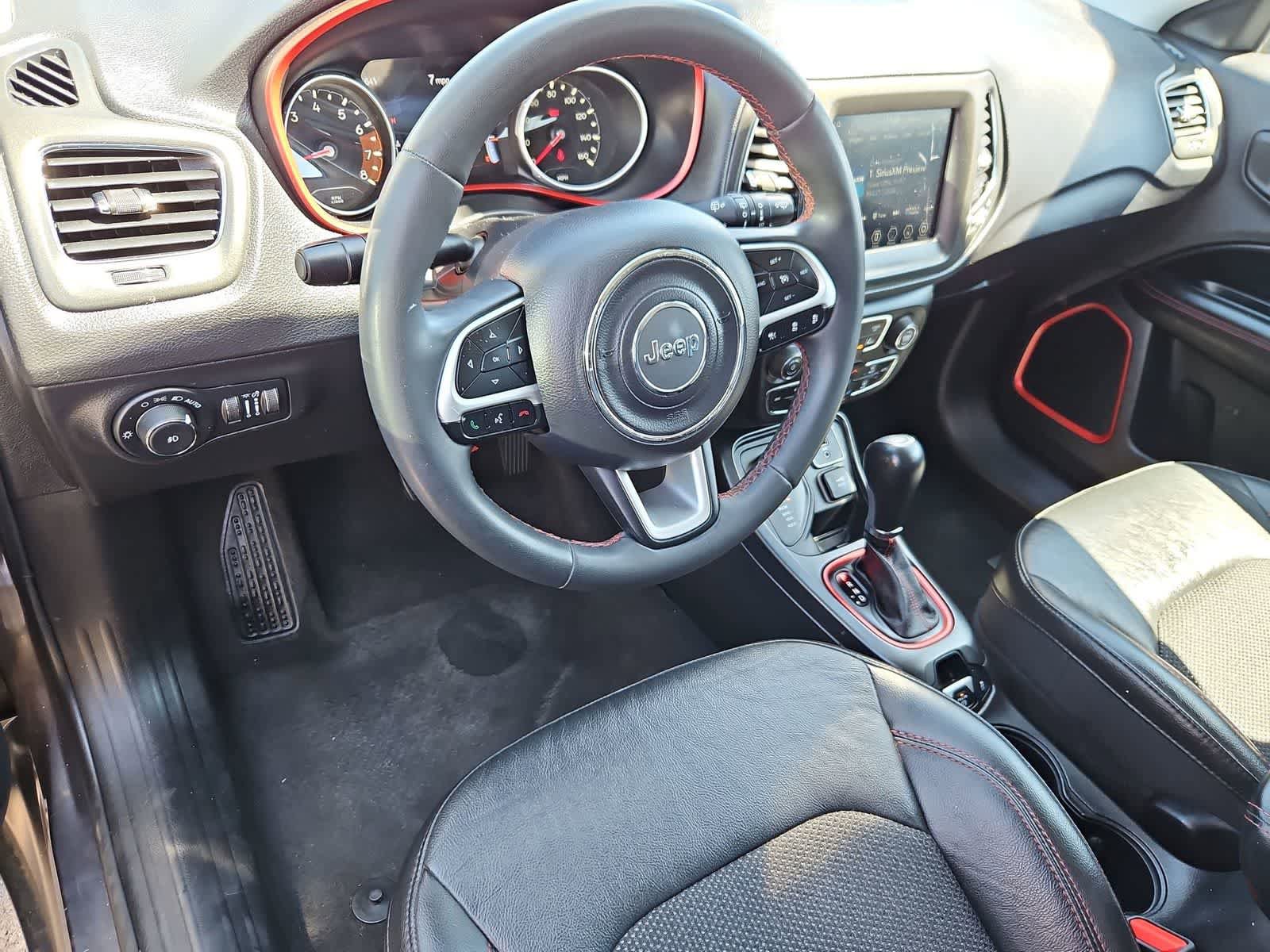 Used 2021 Jeep Compass Trailhawk AWD/4WD image 2