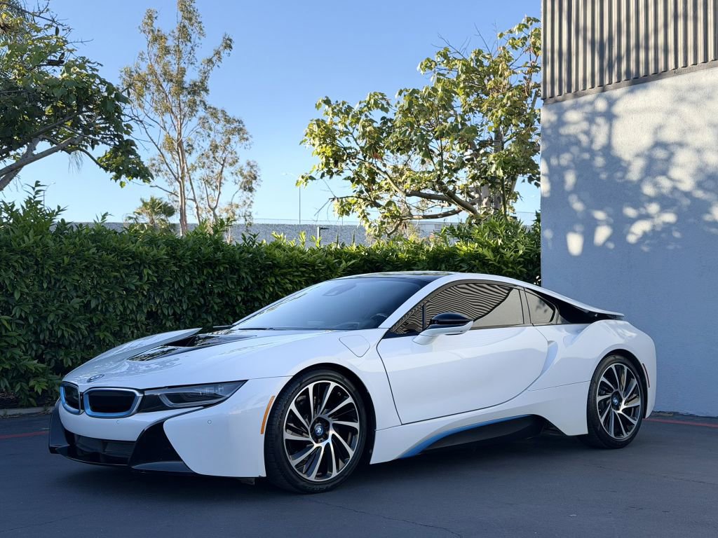 Used 2015 BMW i8 image 8